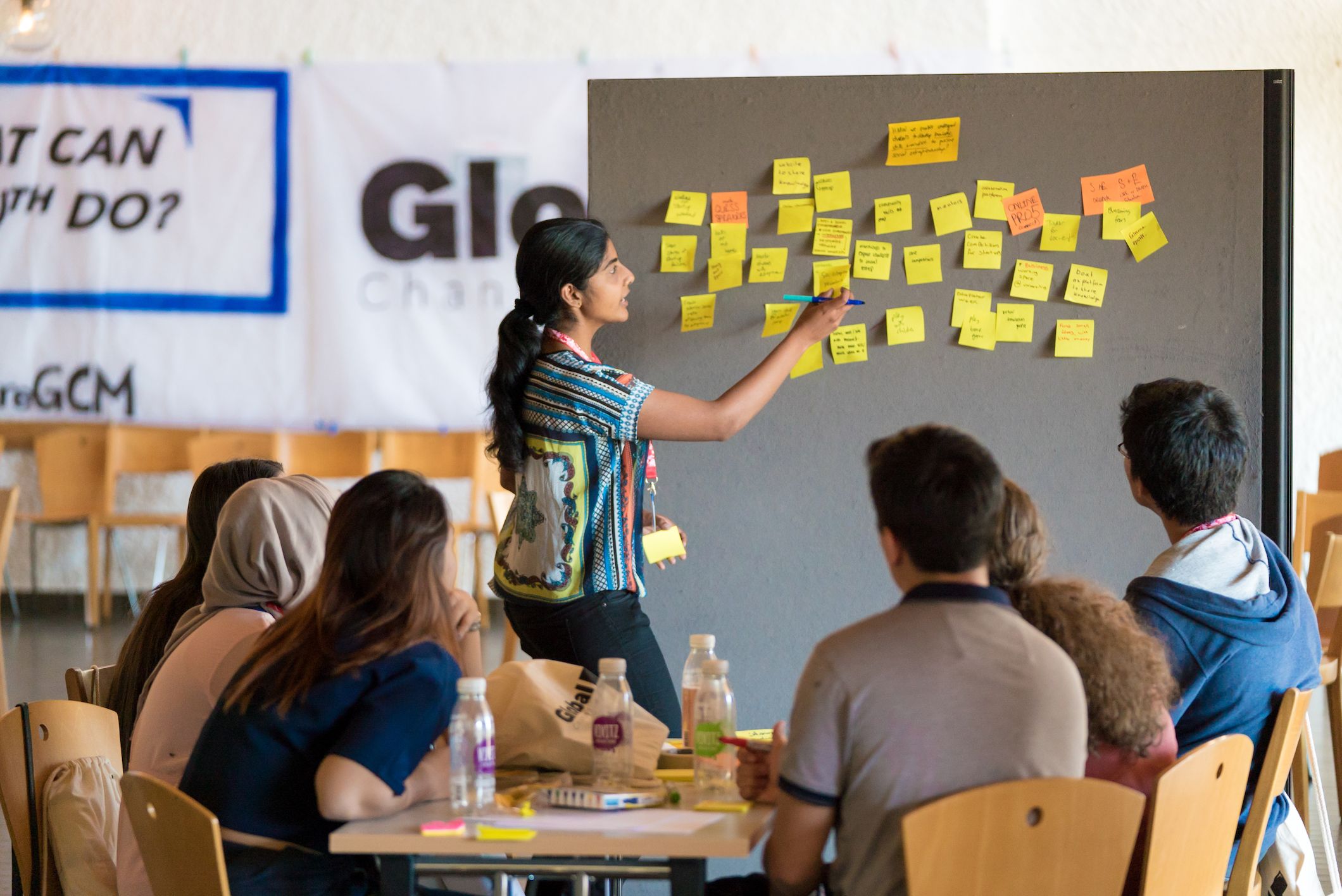 Articulo Metodología Scrum: Una guía completa para principiantes en Factoro