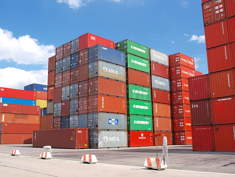La diferencia entre los Incoterms FOB y CIF articulo en Factoro
